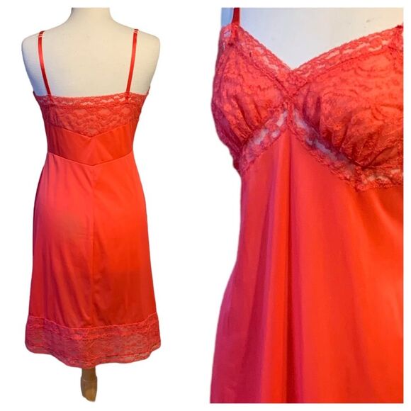 Vintage 1960s Henson Kickernick Pink Red Nightgown Slip with Chantilly Lace - M - Picture 5 of 8